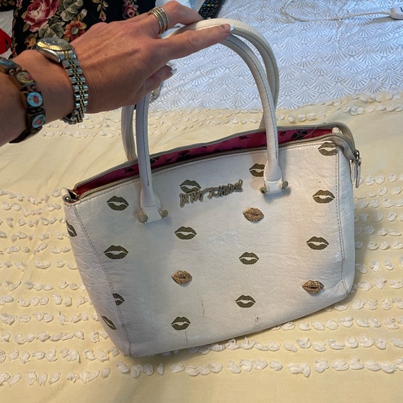 Betsy Johnson handbag - Picture 1 of 3